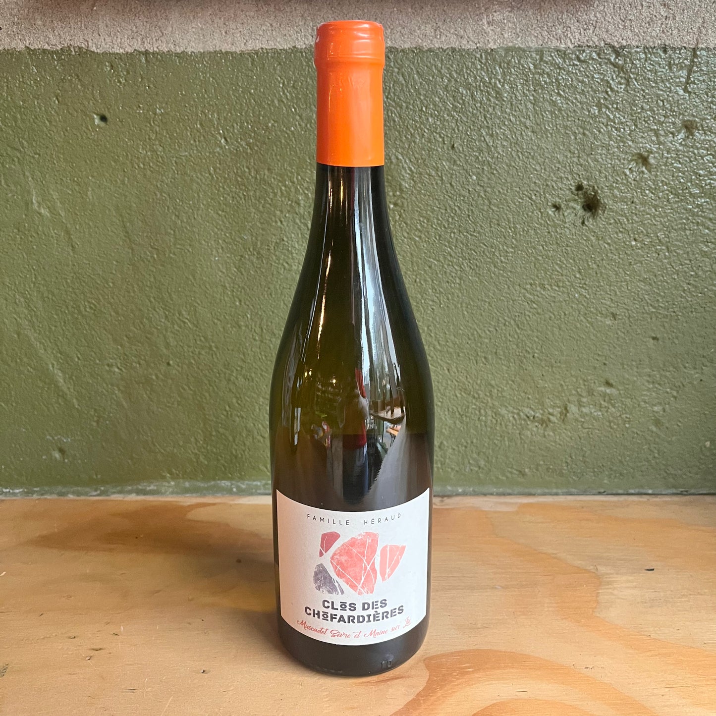 Famille Héraud Clos des Chofardières Muscadet Sevre et Maine 2022, Loire, France